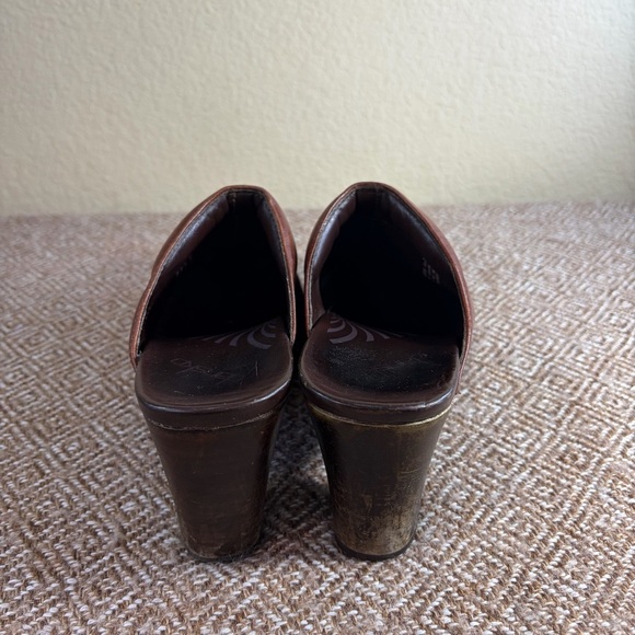 Dansko Rae Women’s Brown Leather Studded Heels Clogs Sz 38 US 7.5-8 Boho Grunge - Picture 12 of 16